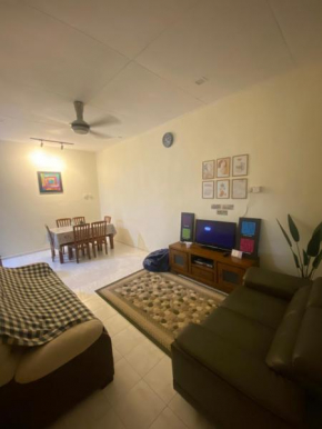 JeeheenMuslimHomestay Melaka with WIFI 5G